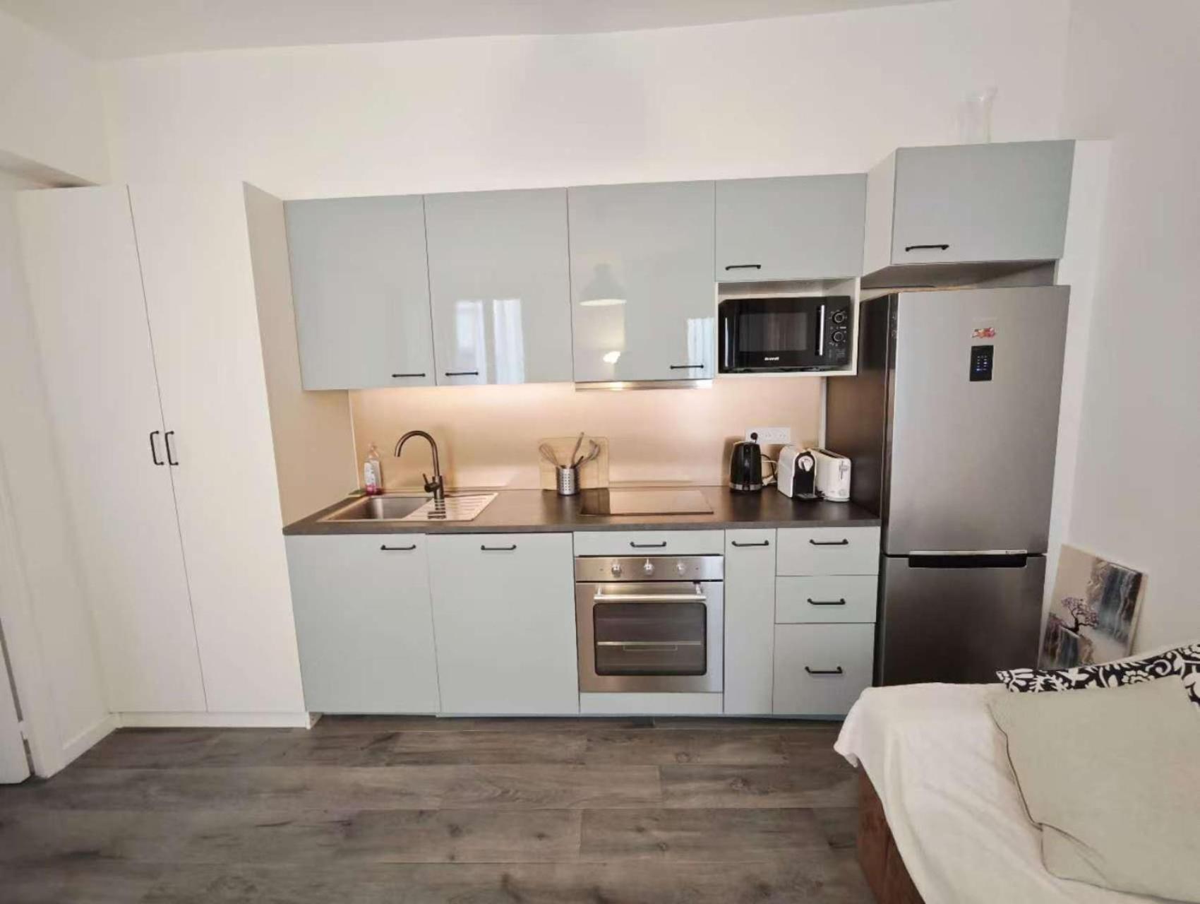 Notre Dame In Latin Quarter Stylish Flat For 6 Paris